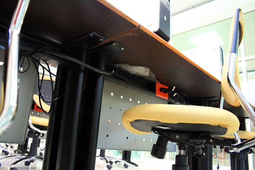 Galería de Módulos Rectos para Sala de Capacitación Línea Cassel