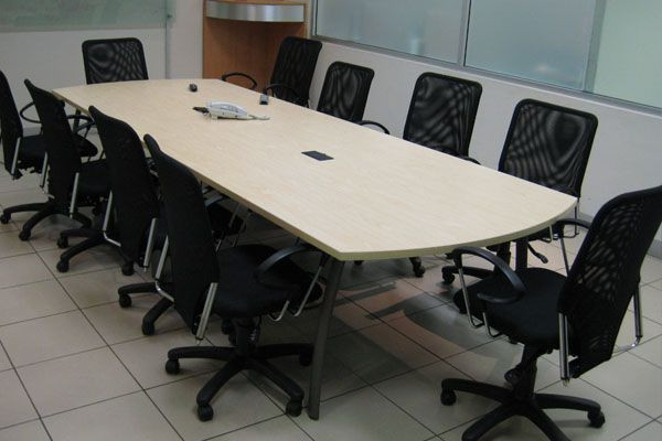 Galería de Mesa de Juntas MT base "A" para 10 Personas Línea MT